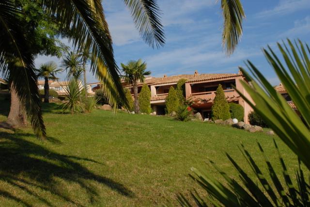 - Domaine Santa Giulia Palace