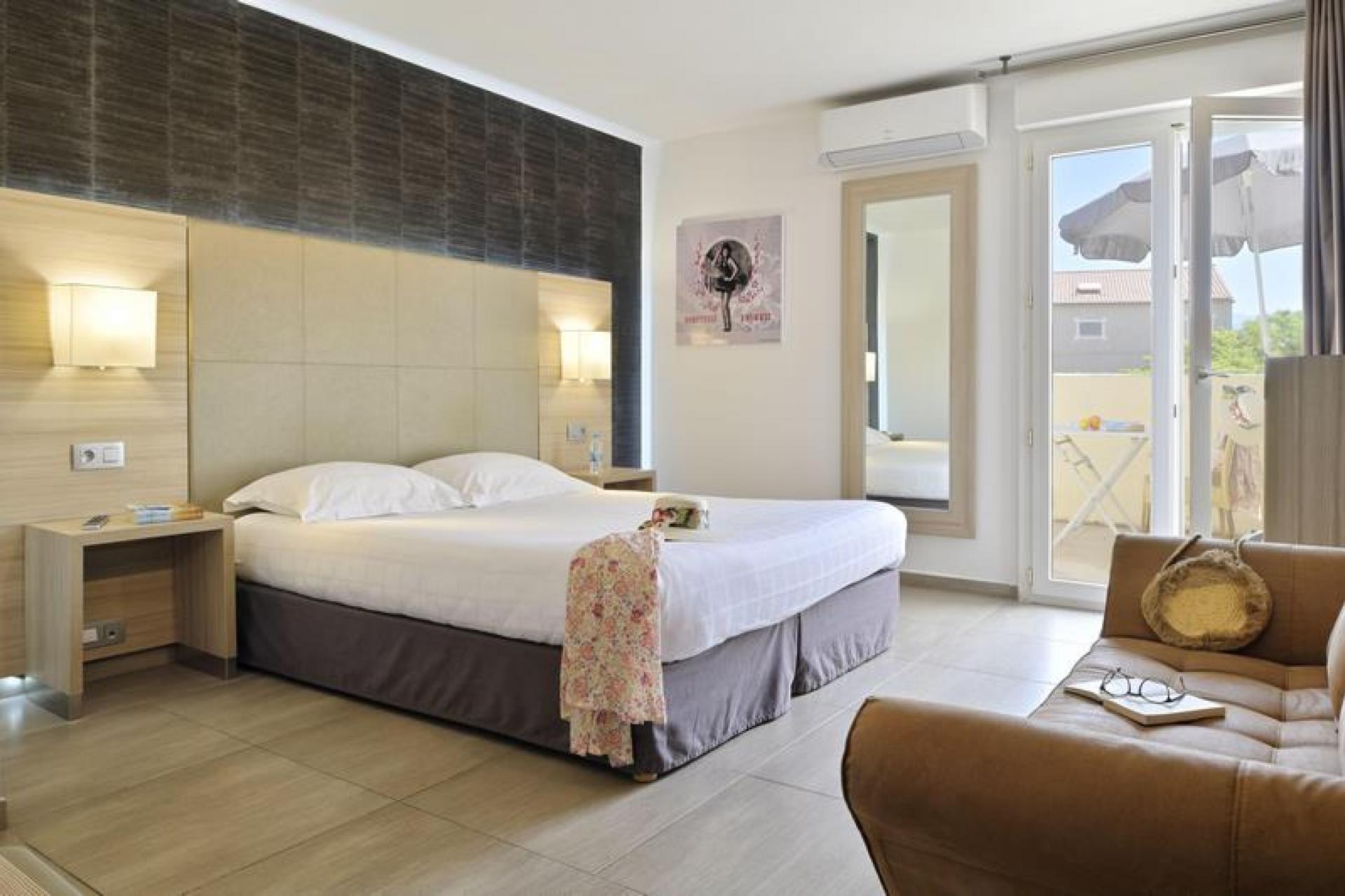 Hotel L'Escale Côté Port Ile Rousse Corse