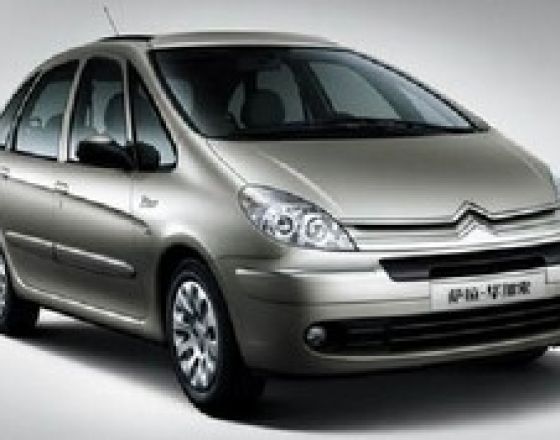 Location de voiture Corse à Ajaccio, Bastia, Calvi, Figari